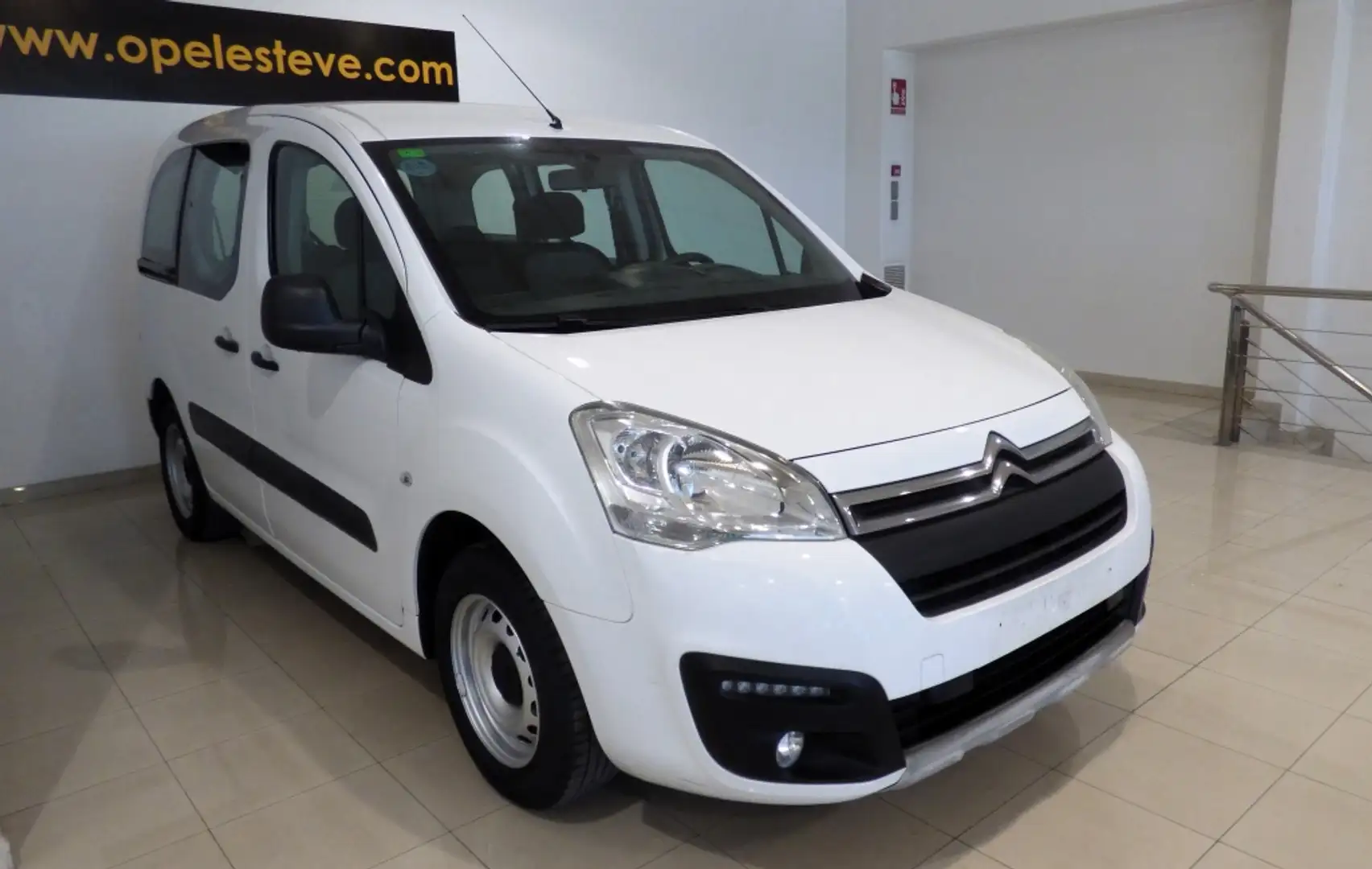 Citroen Berlingo BlueHDi S&S Talla M Live 100 Bianco - 2