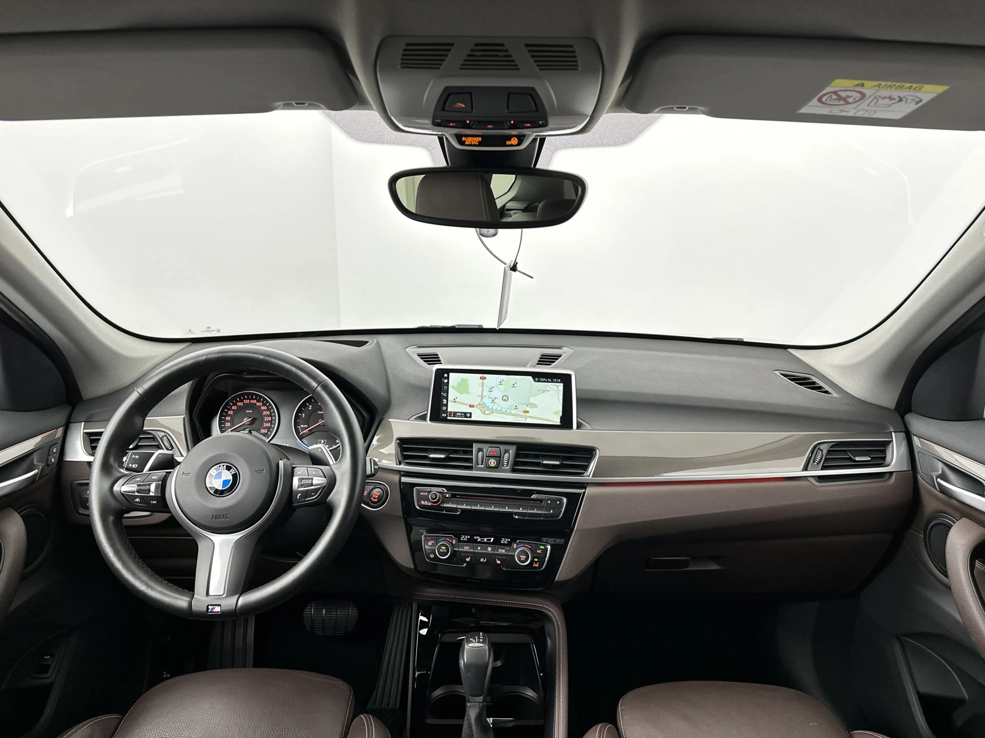 BMW X1 xDrive20i | Trekhaak met afneembare kogel | Stuurw — photo 15