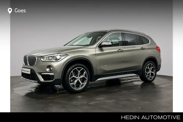 BMW X1 xDrive20i | Trekhaak met afneembare kogel | Stuurw