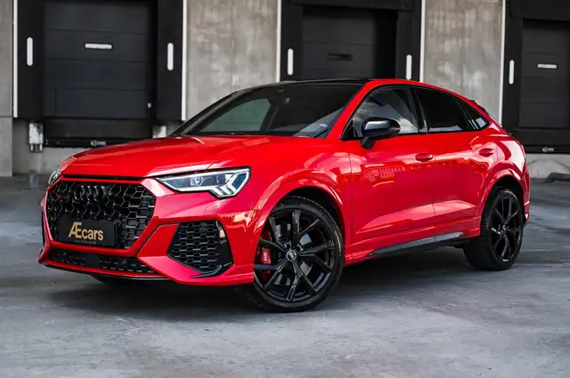 Audi RS Q3 SPORTBACK / 2.5 TFSI QUATTRO / S-TRONIC / SONOS / ACC / 360° CAM / TANGO RED / KEYLESS