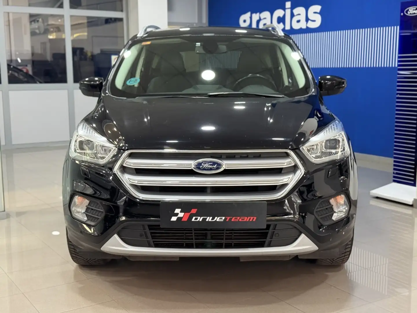 Ford Kuga 2.0TDCi Titanium 4x2 150 Negro - 2