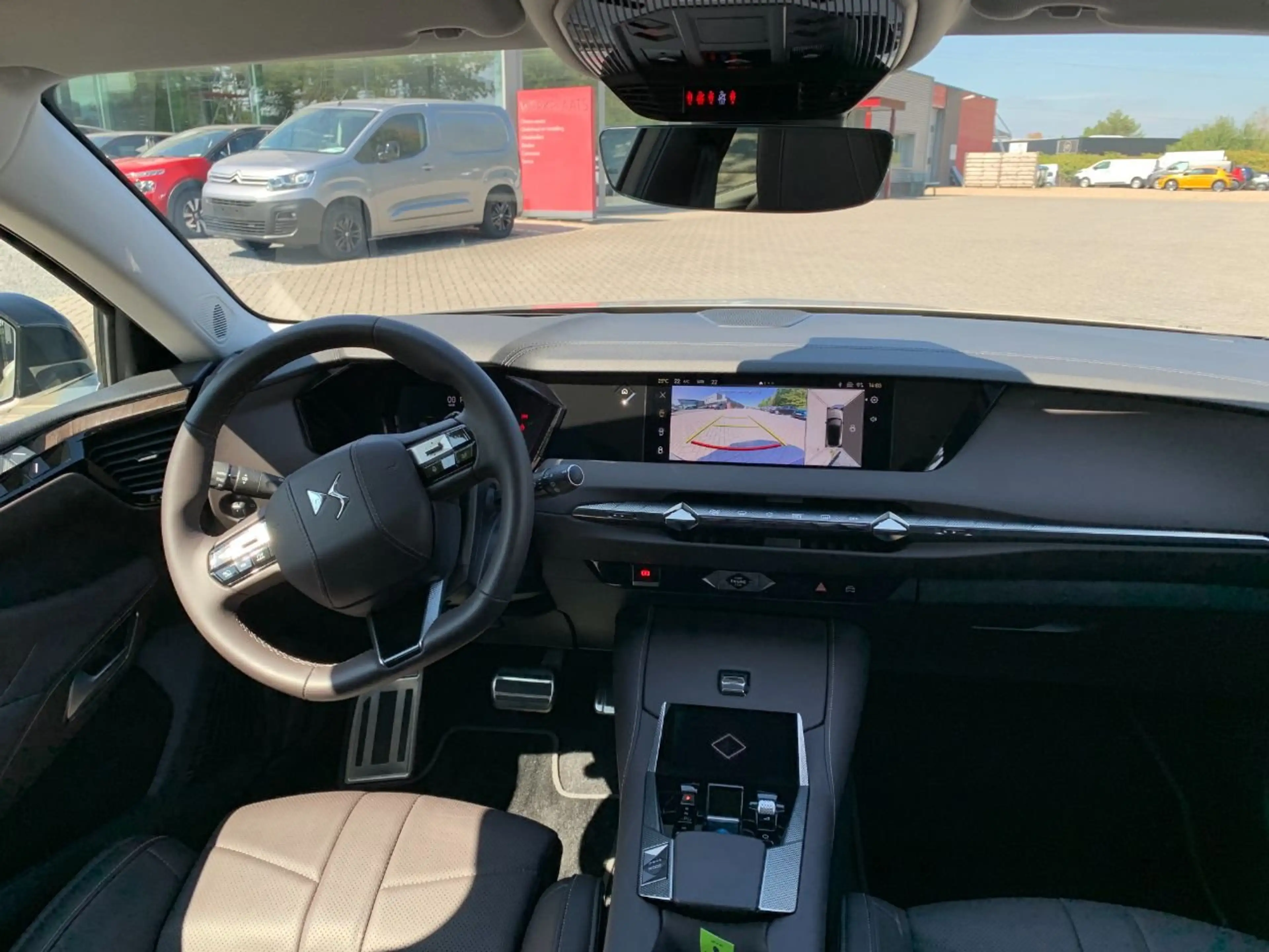 DS Automobiles DS 4 Hybrid 145 Étoile Nappa — photo 13