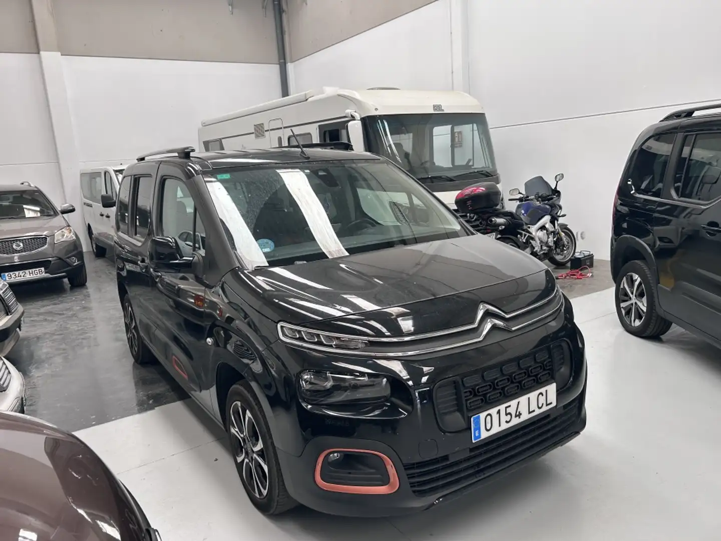 Citroen Berlingo BlueHDi S&S Talla M Shine 100 Noir - 1