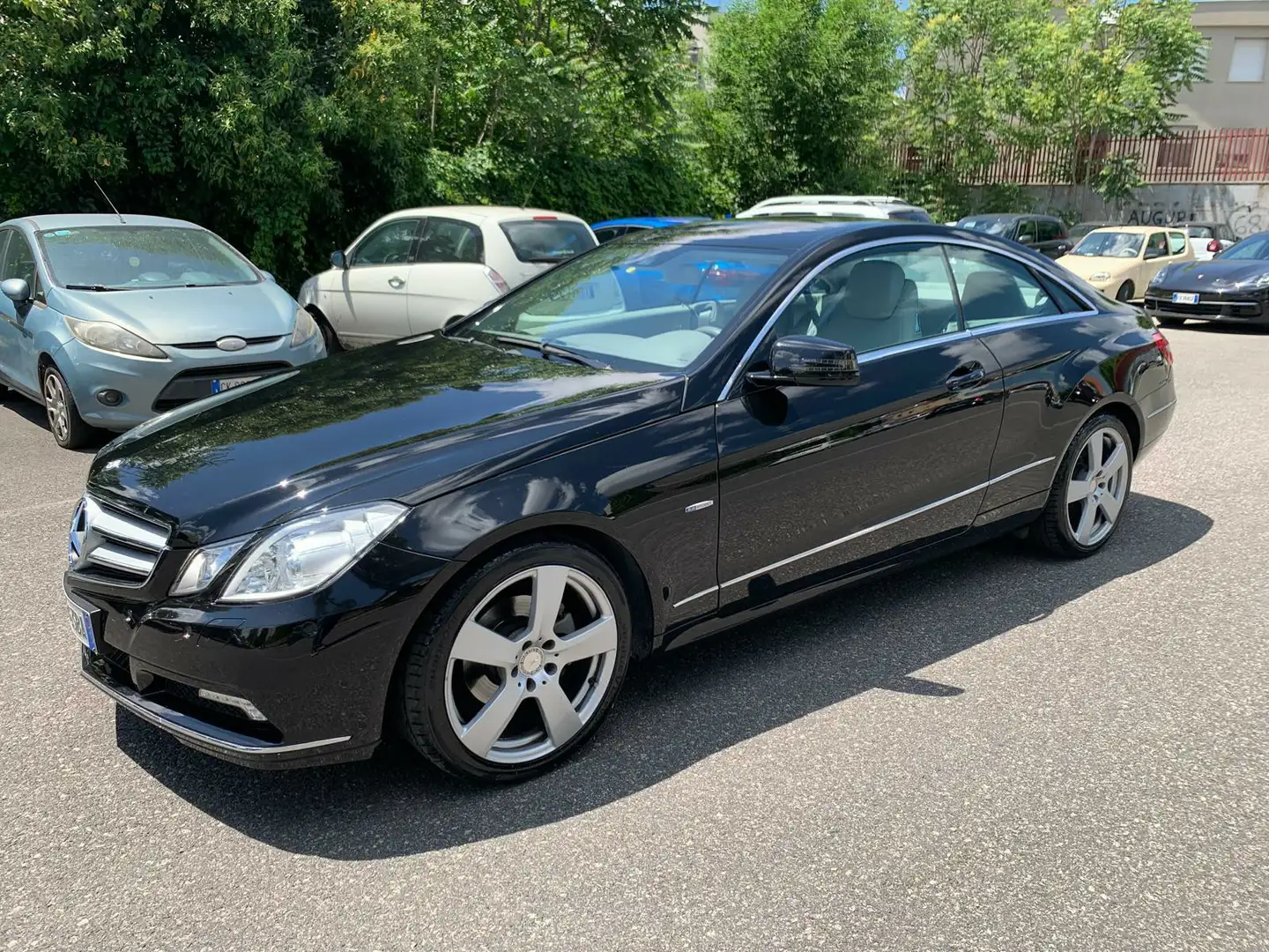Mercedes-Benz E 220 E Coupe 220 cdi be Avantgarde Negru - 2