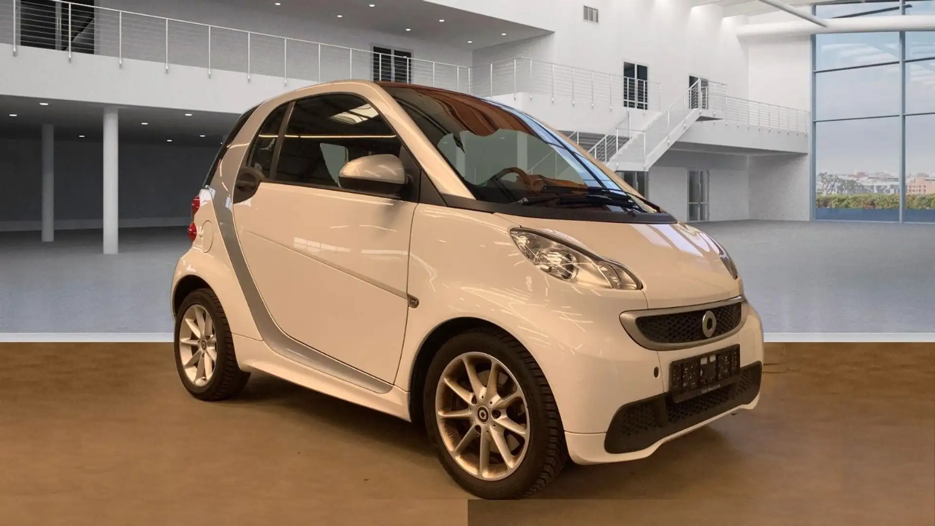 smart forTwo coupe MHD Passion Klima Weiß - 2