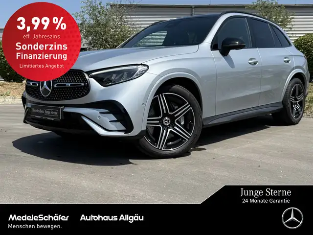 Mercedes-Benz GLC 450 d 4M AMG Night 20" PanoSD AHK Memory Kam AMG Line Sport/Dist/LED/9G TRONIC/Park/Navi/Sitzh/Temp/Digitales Radio/Chrom