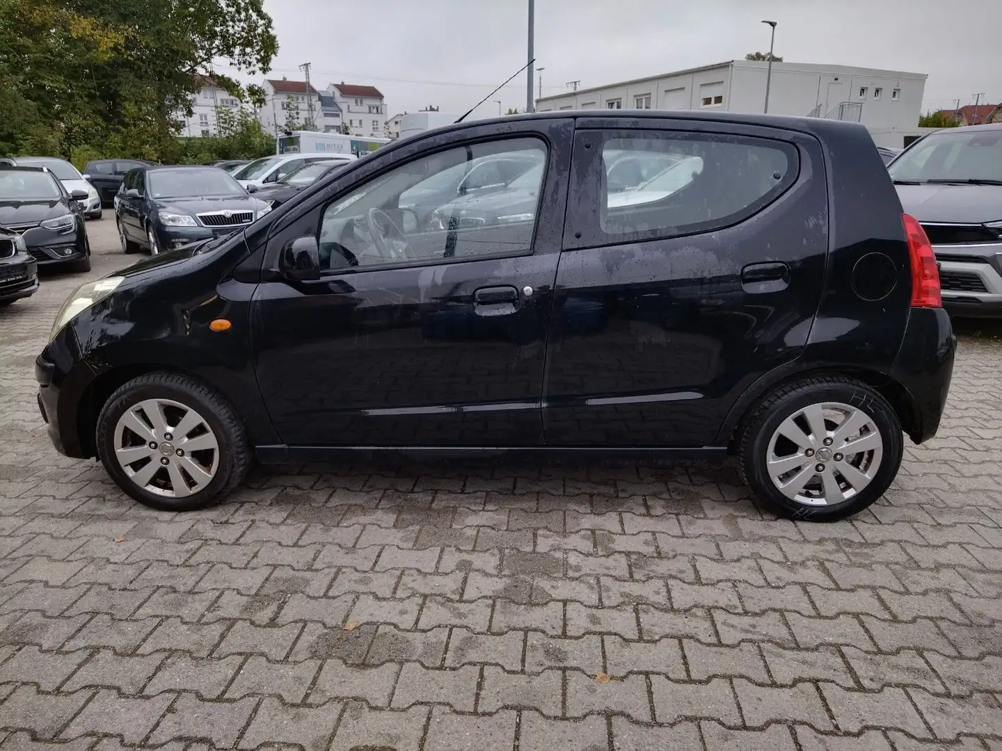 Nissan Pixo More+KLIMA+EURO 5+TÜV01/2026 Schwarz - 2