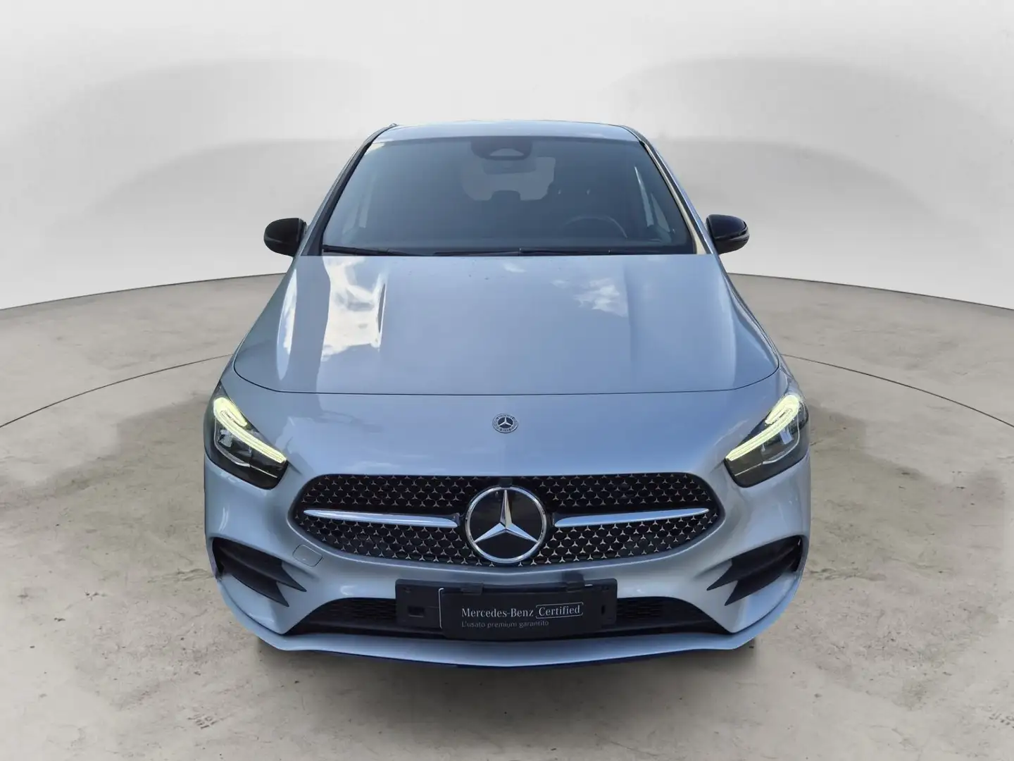 Mercedes-Benz B 180 B 180 d AMG Line Premium auto Grigio - 2