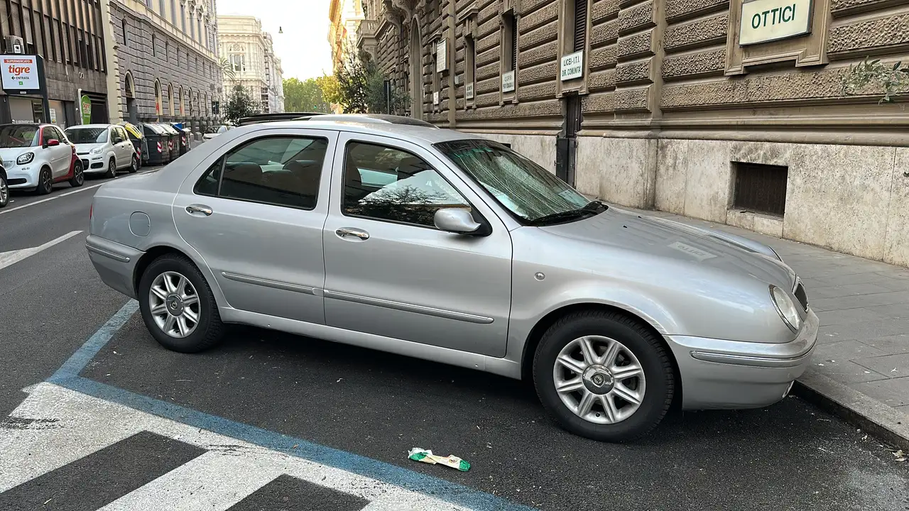 Lancia Lybra 1.8 VVT LX Iscritta ASI, foto 6