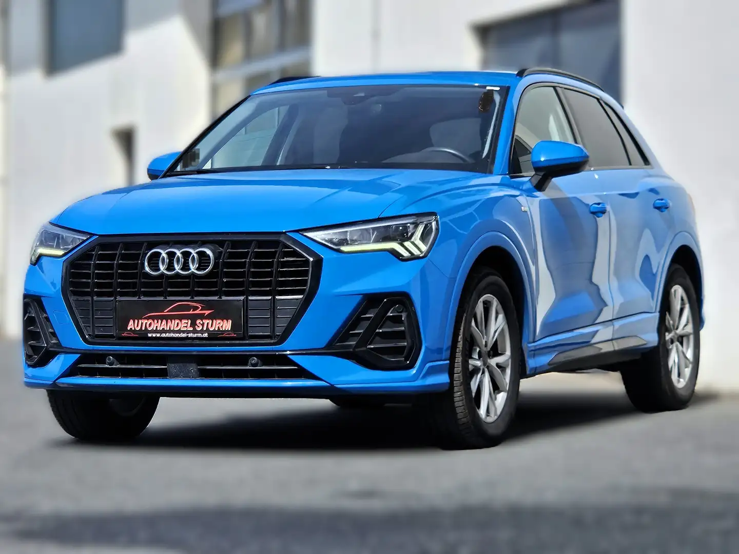 Audi Q3 35TDI S-line S-tronic *Optik-Paket Black*LED*Navi* Blau - 1