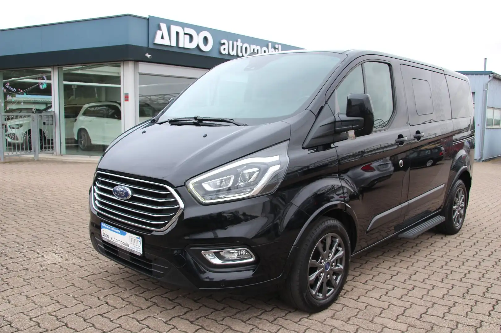 Ford Tourneo Custom Automatik Kombi 320 L1 Titanium Negro - 1