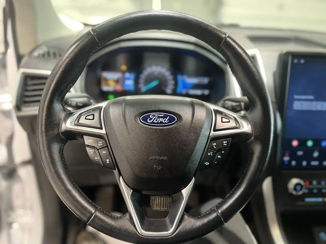 Ford Edge снимка Ford Edge