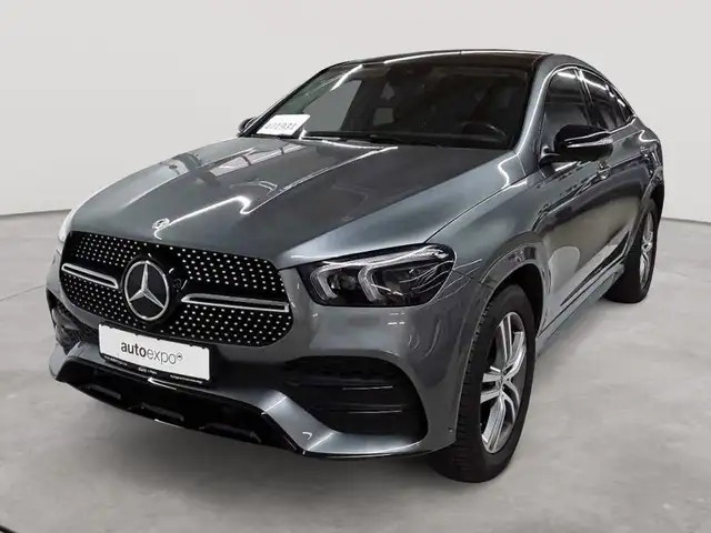 Mercedes-Benz Gle view 2