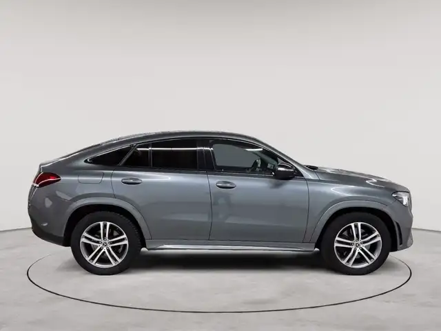 Mercedes-Benz Gle view 3