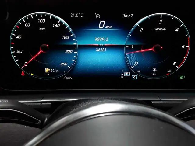 Mercedes-Benz Gle view 11