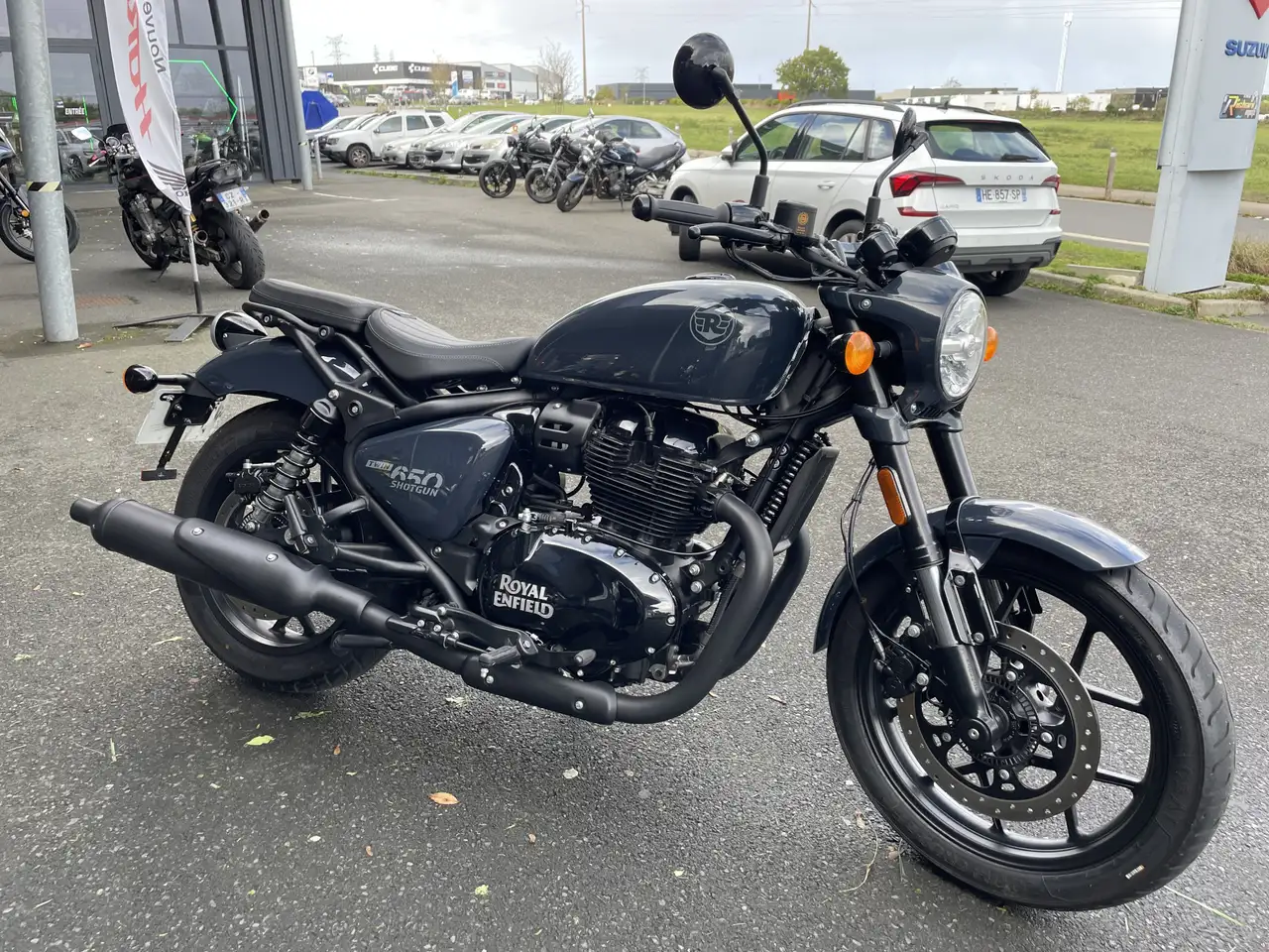 Royal Enfield Shot Gun 650
