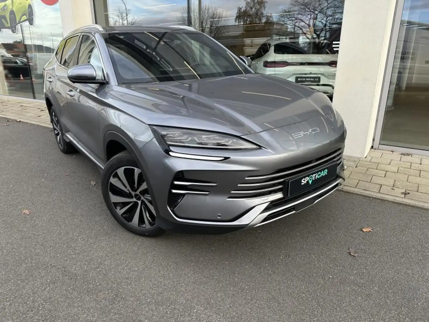 BYD Seal U 1.5 DMI BOOST PHEV Grijs - 1