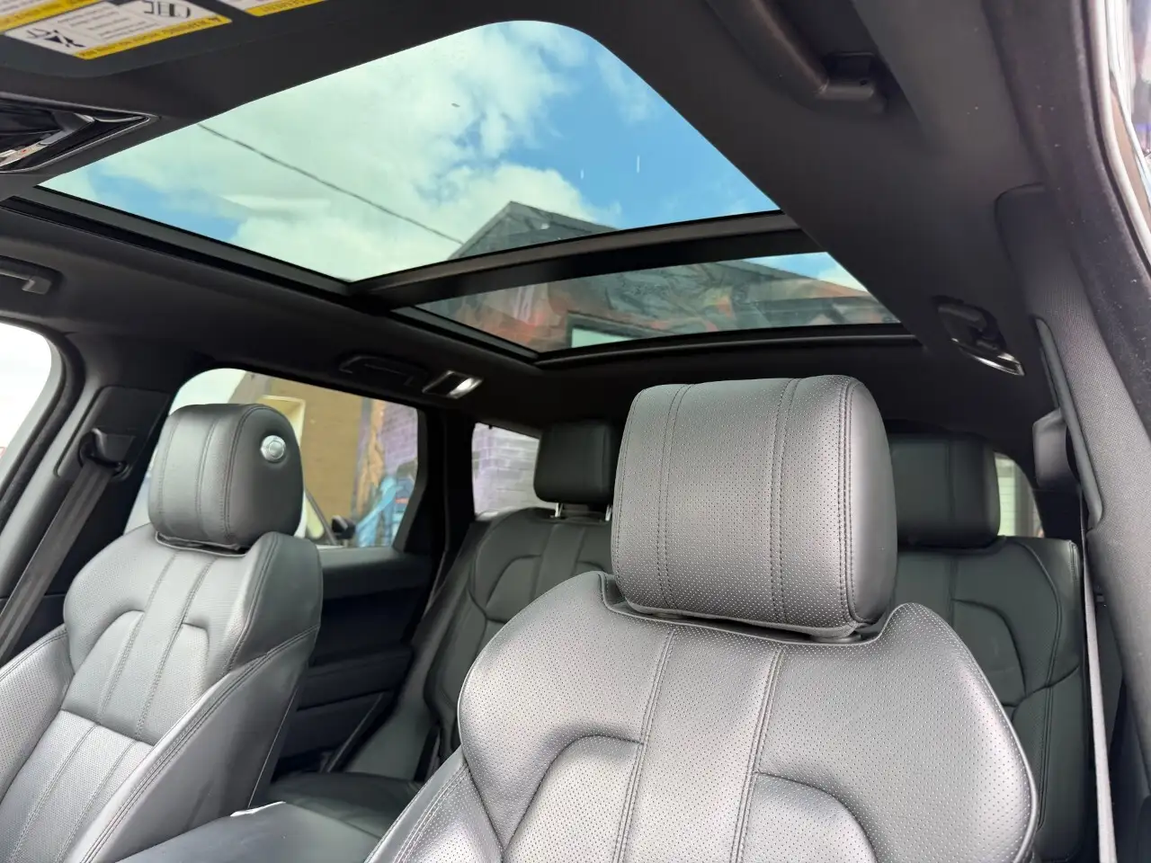 Land Rover Range Rover Sport снимка Land Rover Range Rover Sport