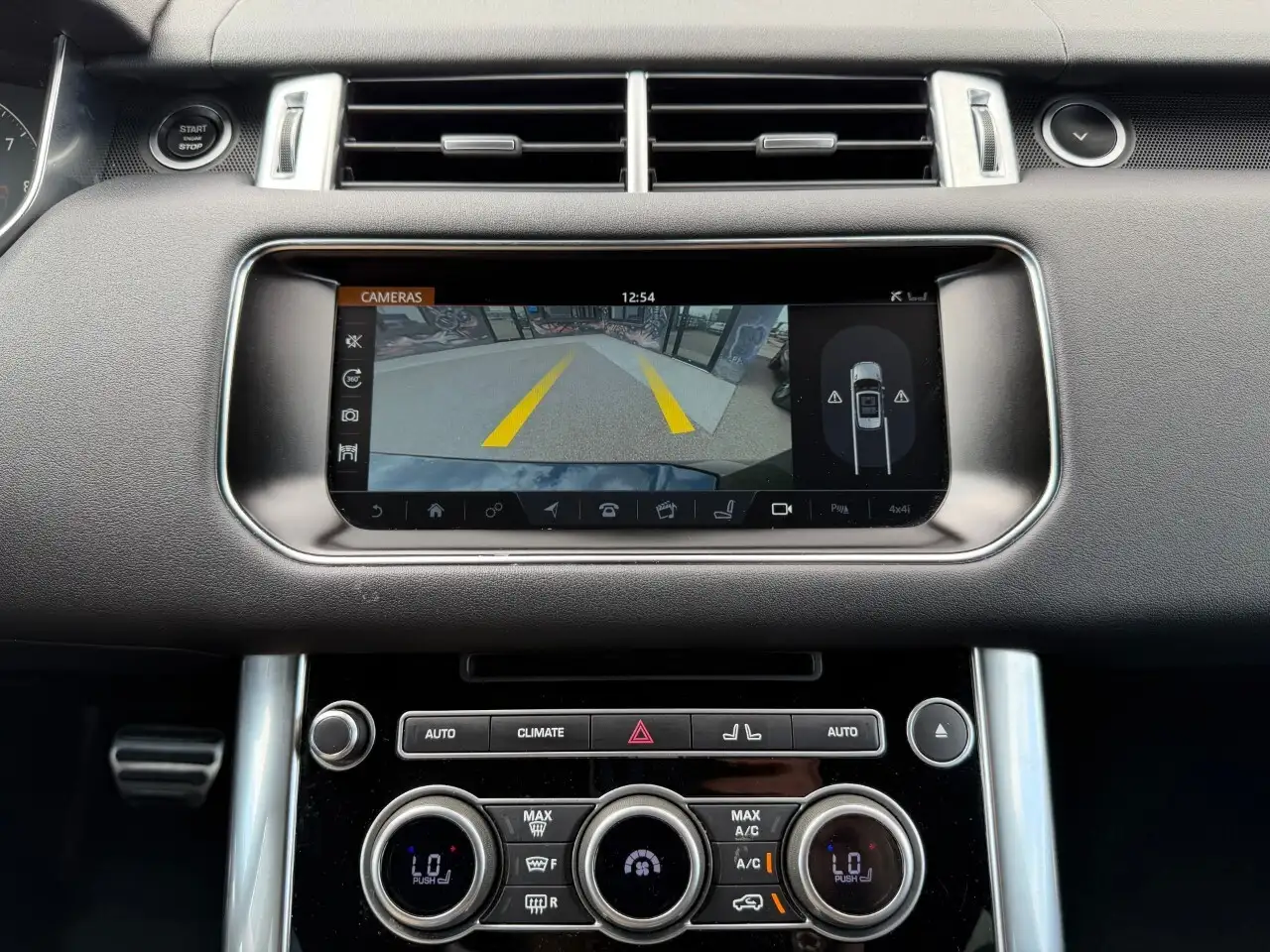 Land Rover Range Rover Sport снимка Land Rover Range Rover Sport