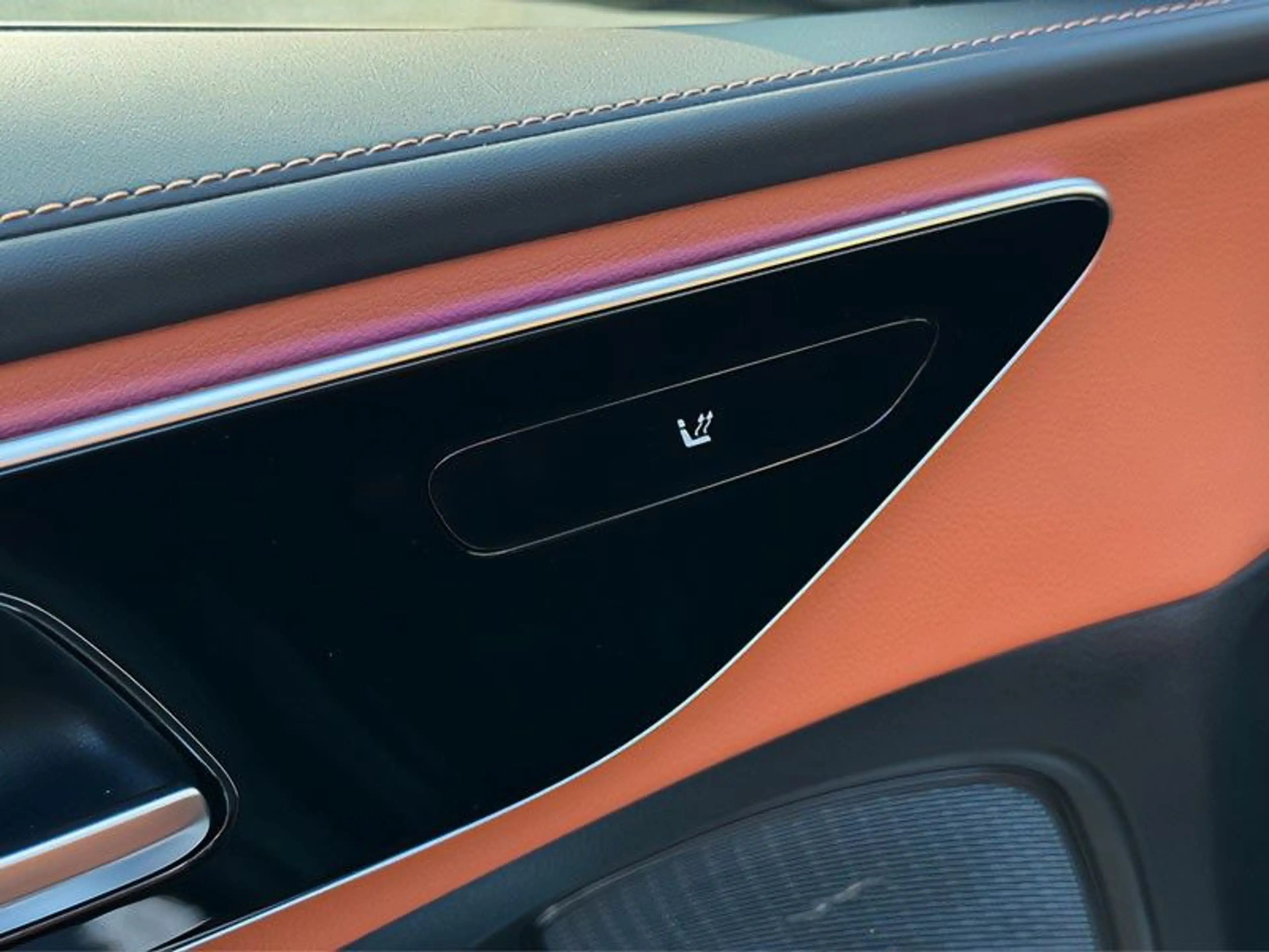 Mercedes-Benz C 300 d T-Modell AMG Line KAMERA NAVI OLED *SOFOR — photo 14
