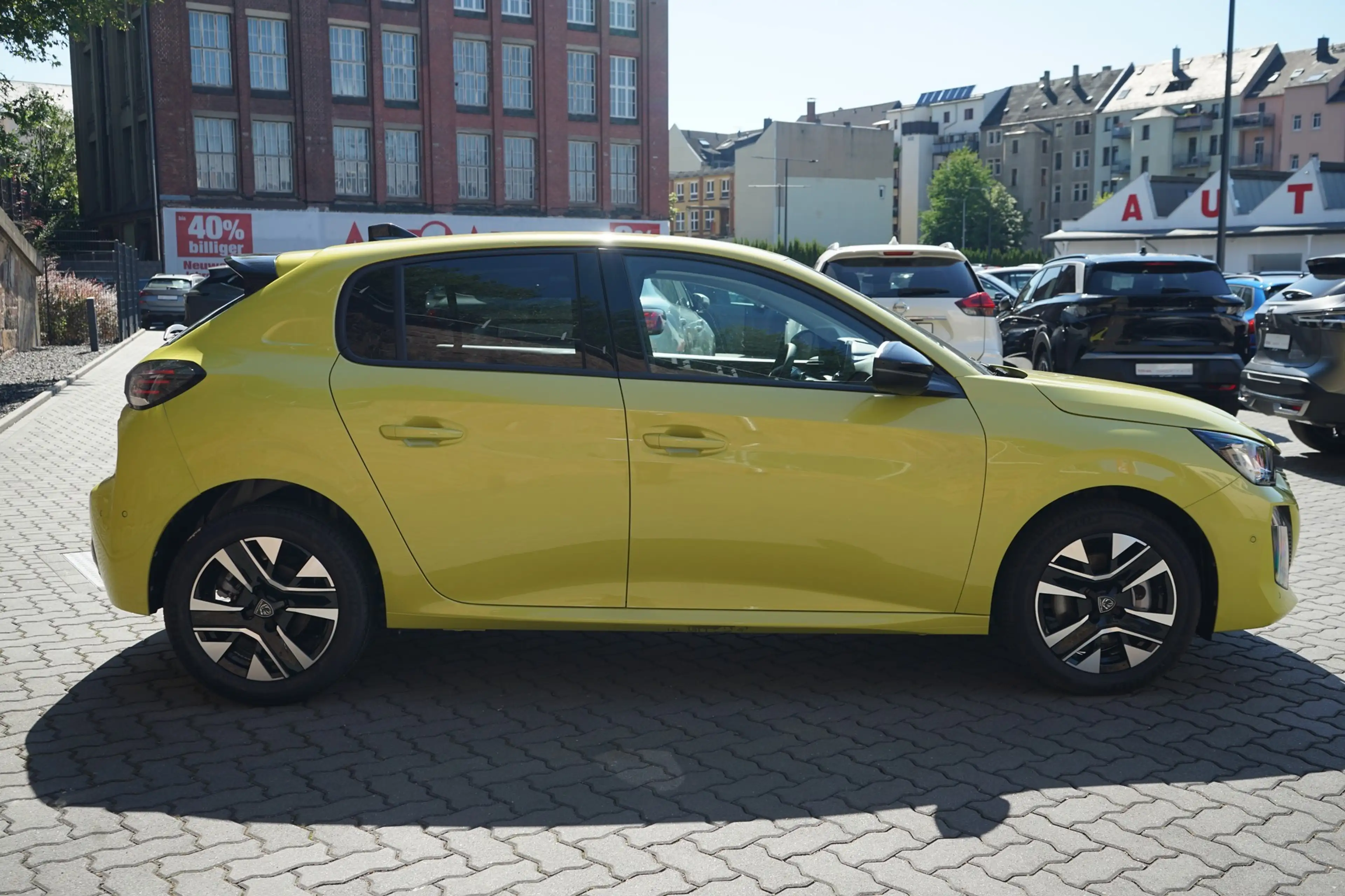 Peugeot 208 1.2 mHEV 110 Aut. LED Tempomat — photo 5