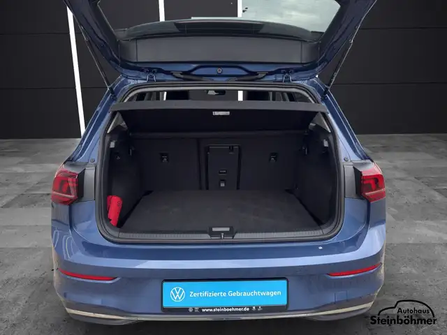 Volkswagen Golf view 6