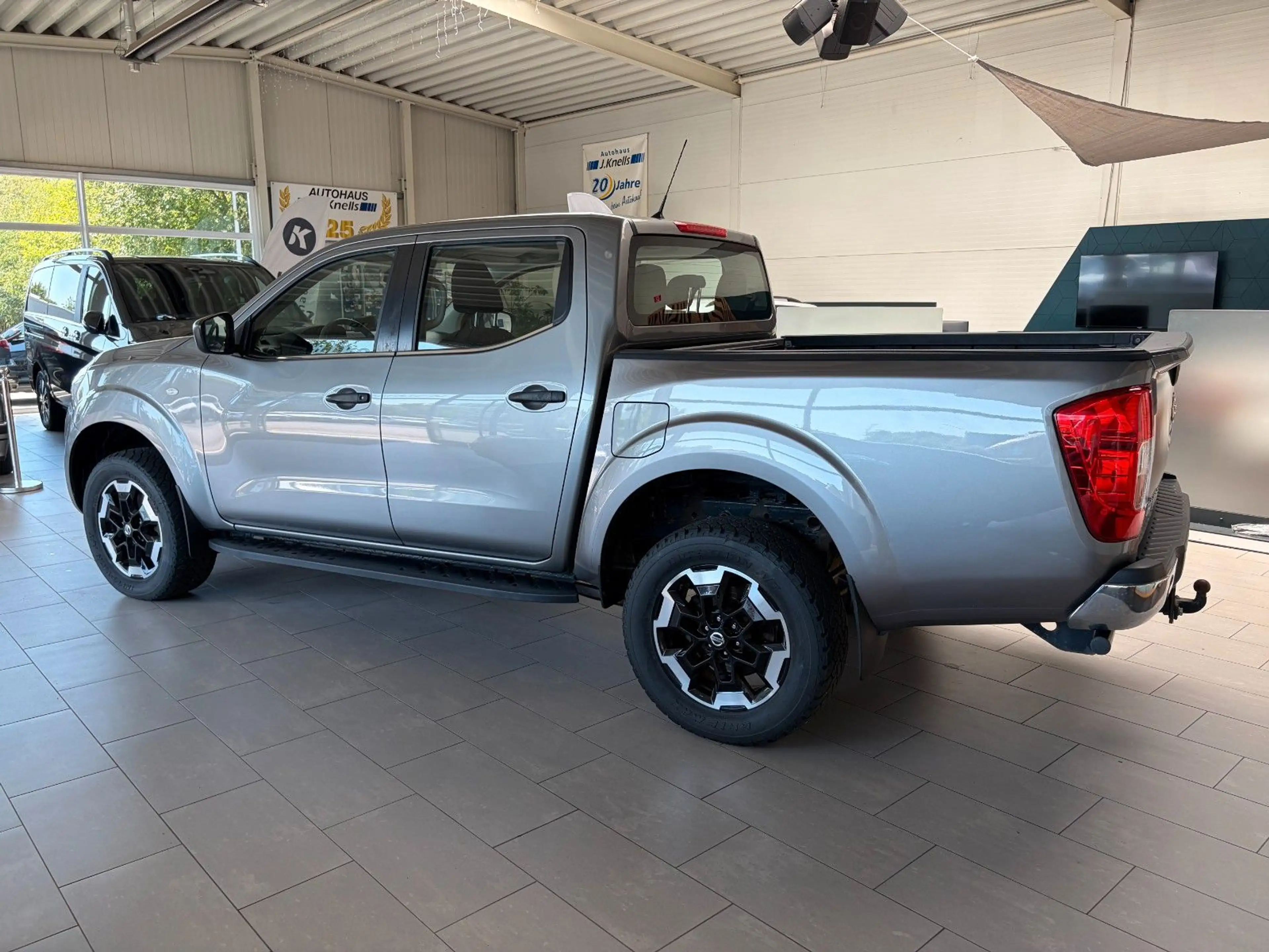 Nissan Navara NP300 Acenta Double Cab 4x4 AHK/SHZ/ — photo 6