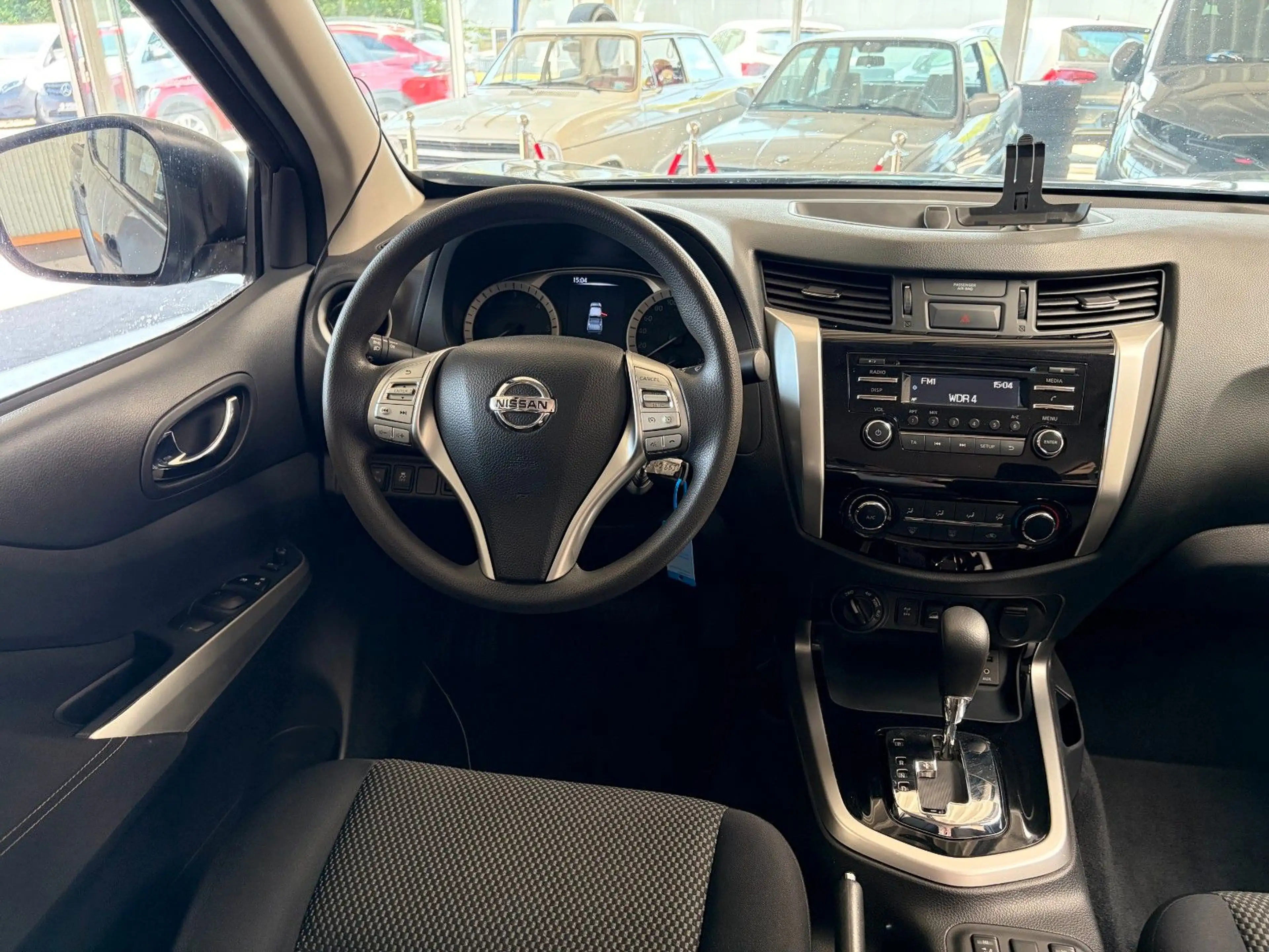 Nissan Navara NP300 Acenta Double Cab 4x4 AHK/SHZ/ — photo 13