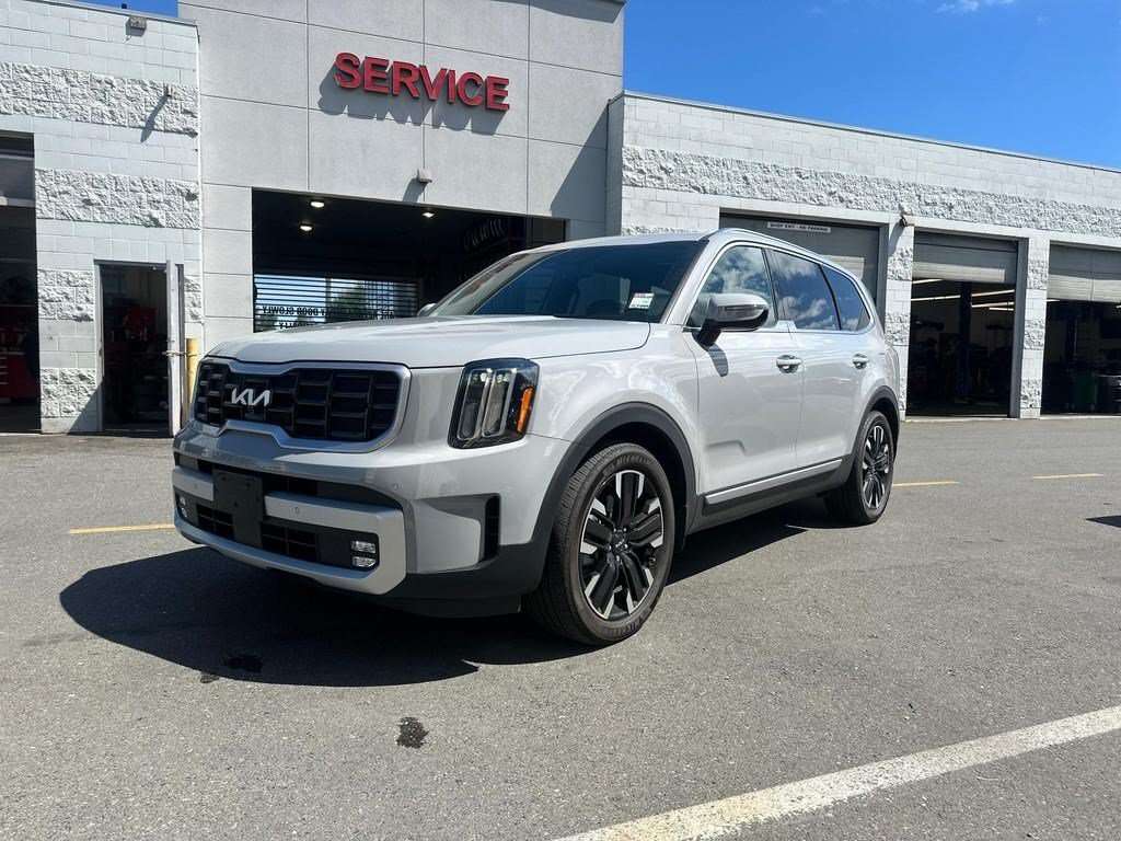 2025 Kia Telluride SX AWD | 8-Passenger | One Owner | Low Kilometers
