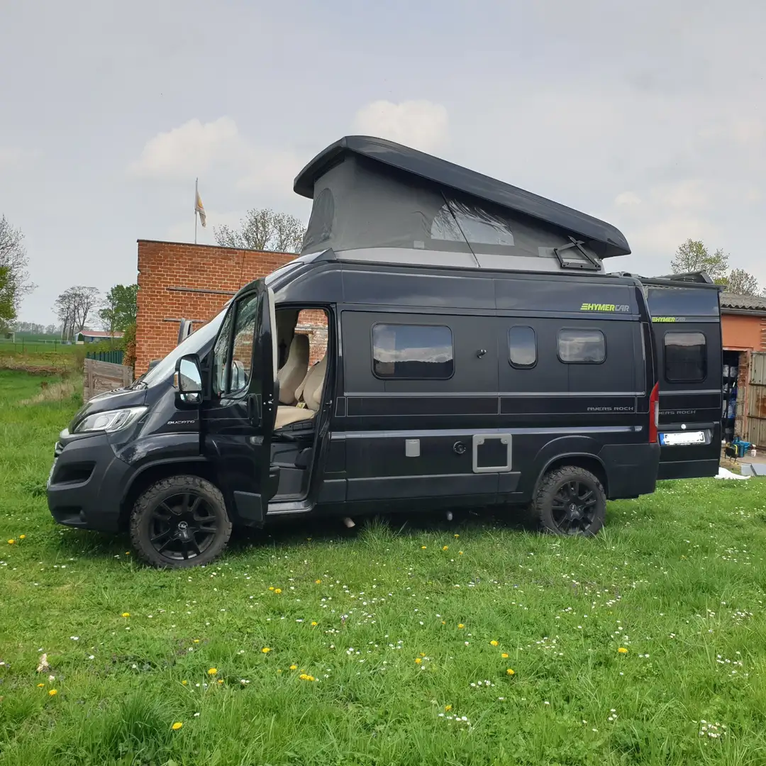 Caravans-Wohnm Hymer Hymercar Ayers Rock Kastenwage Bj. 2018, 52.400km! Negro - 1