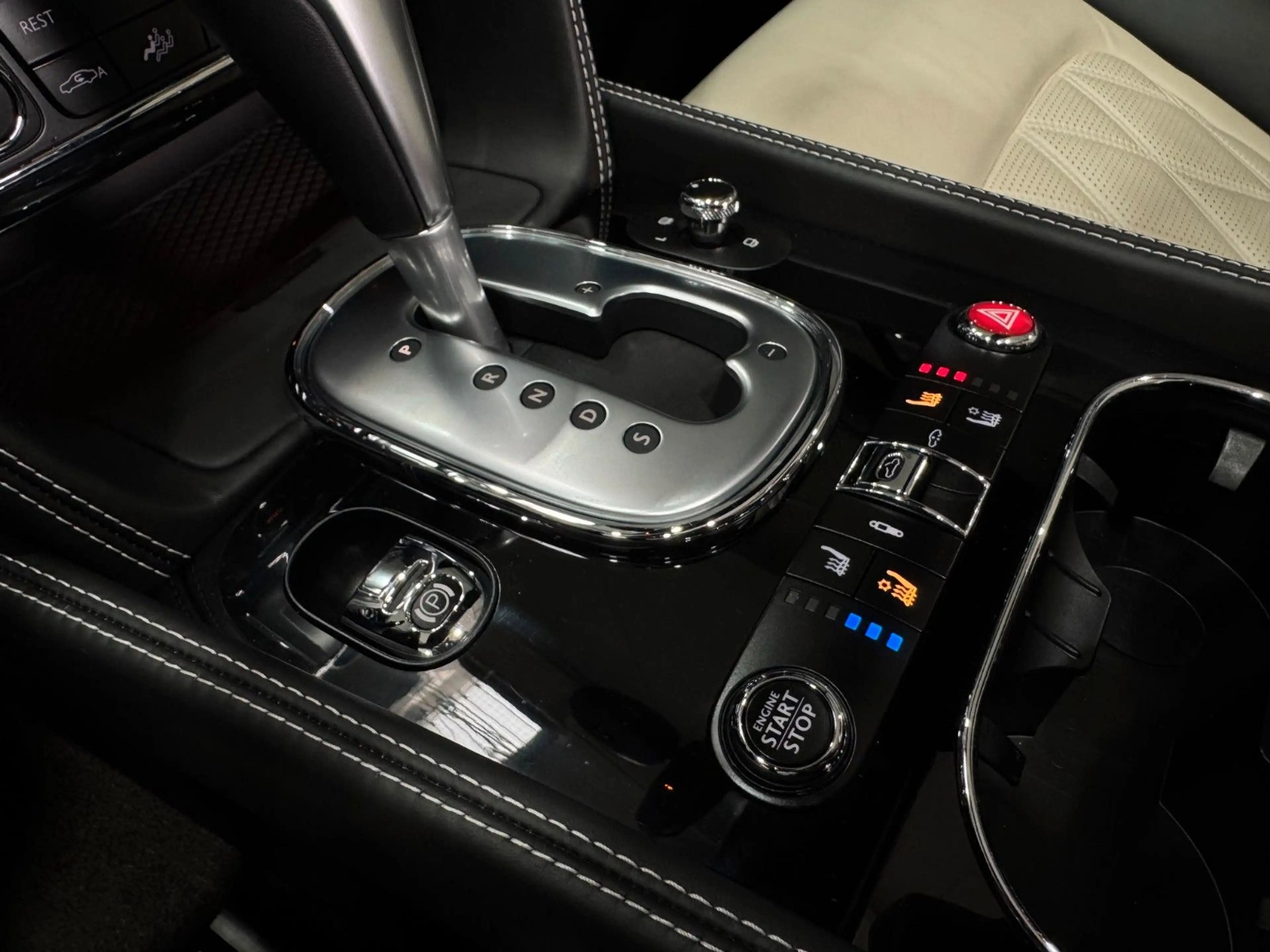 Bentley Continental GTC Continental/GTC/V8S/MTM/AIR/SHZ/SITZBEL/ACC/ALLR — photo 15