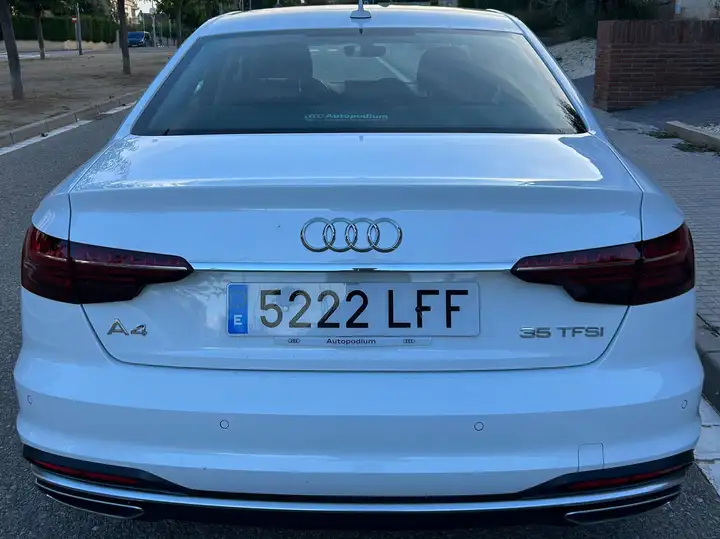 Audi A4 35 TFSI Advanced 6 vel. 2020, foto 5