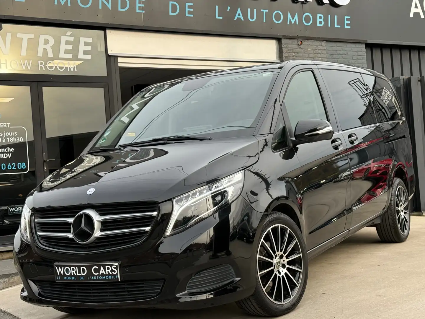 Mercedes-Benz V 220 V 220 d/ TVAC/ CUIR/ 5 PLACES/ BTE AUTO/ CAM/ NAVI Zwart - 1