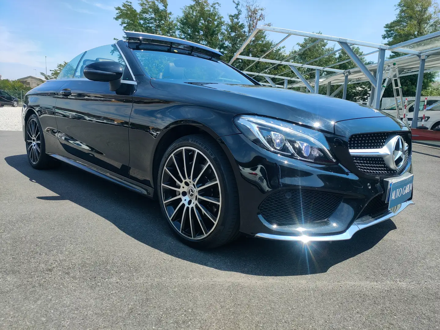 Mercedes-Benz C 220 C Cabrio 220 d Premium Plus AMG auto Siyah - 1