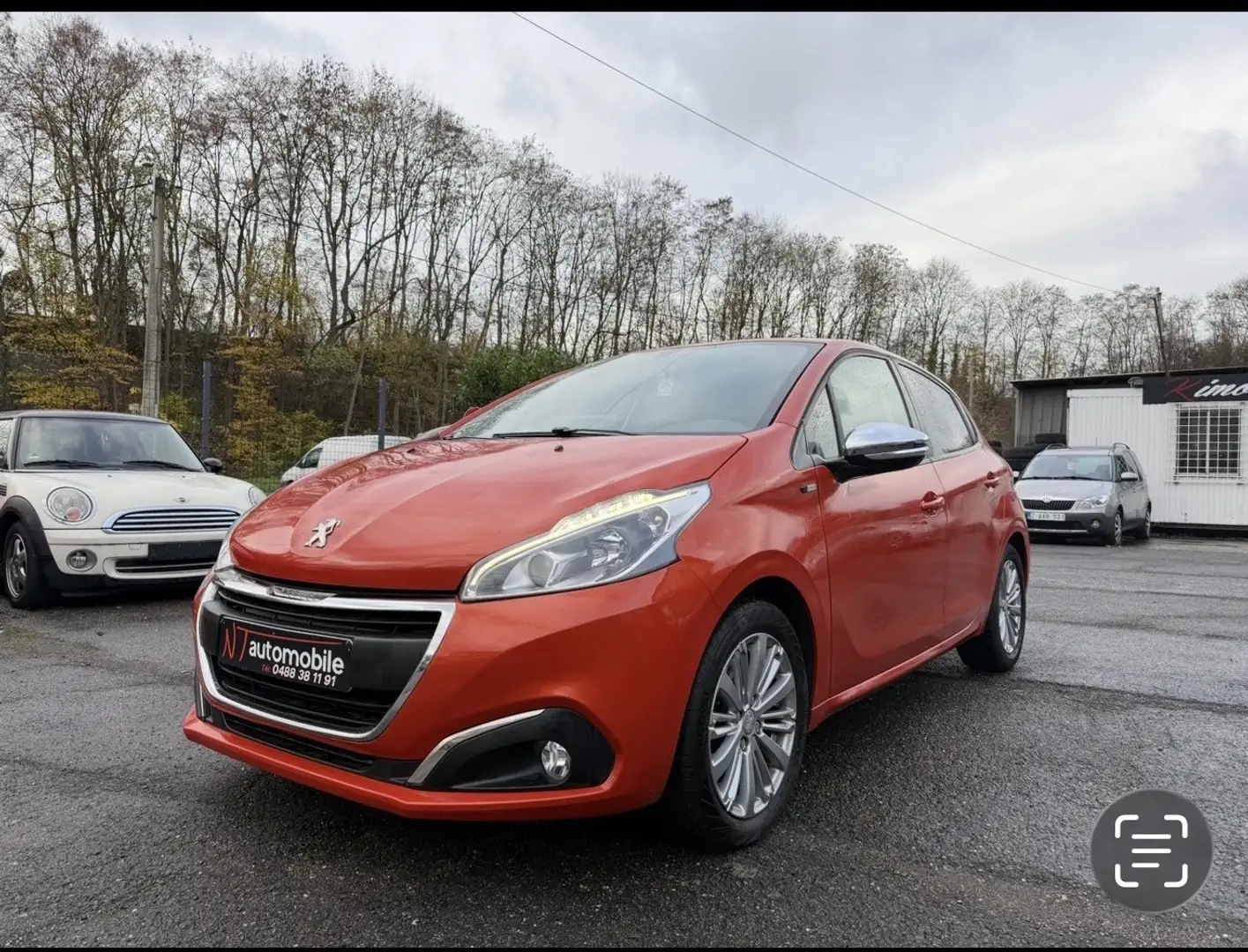 Peugeot 208 1.2 essence ‼️12 mois garantie ‼️ Orange - 1