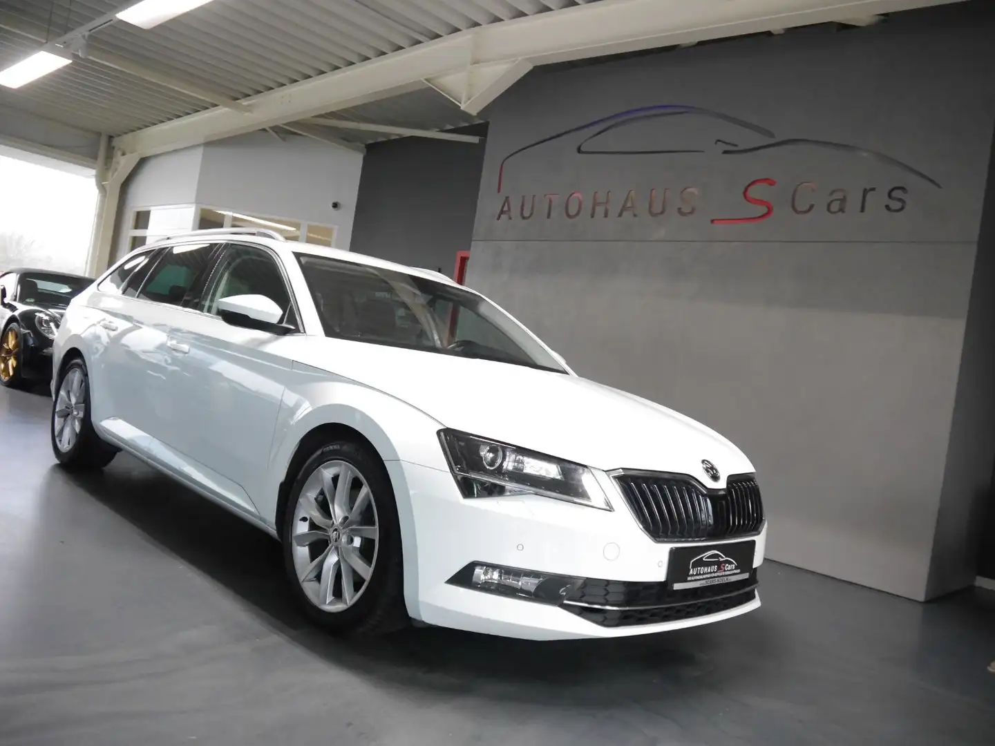 Skoda Superb Combi Style*Navi*Xenon*DAB*ACC Blanco - 1