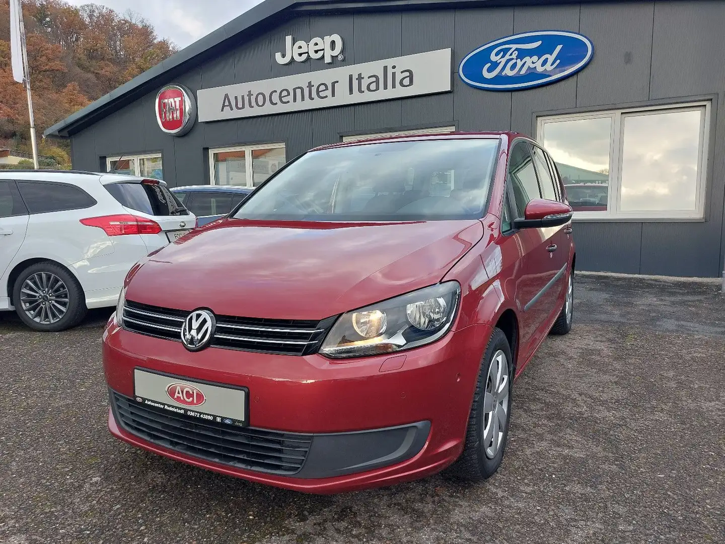 Volkswagen Touran Trendline DSG Rot - 1