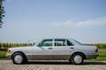 Mercedes-Benz 560 SEL 5.5 V8 Aut. / HISTORIEK / OLDTIMER / TREKHAAK Argent - thumbnail 11