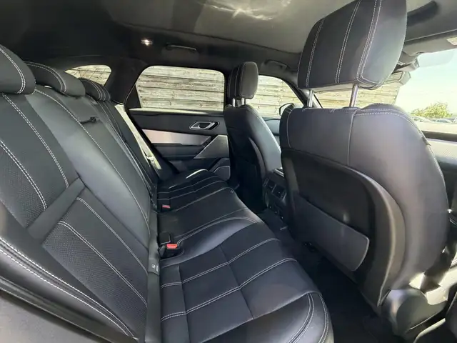 Land Rover Range Rover Velar view 14