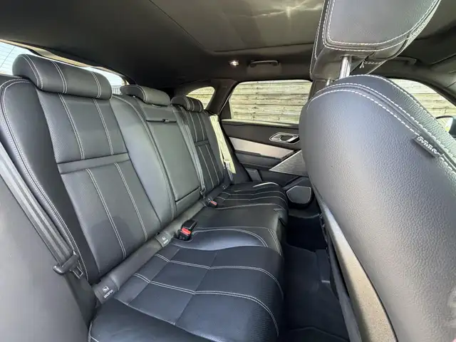 Land Rover Range Rover Velar view 15
