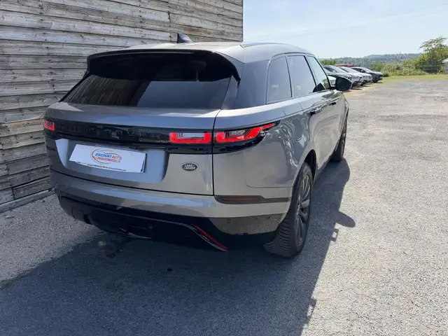 Land Rover Range Rover Velar view 9