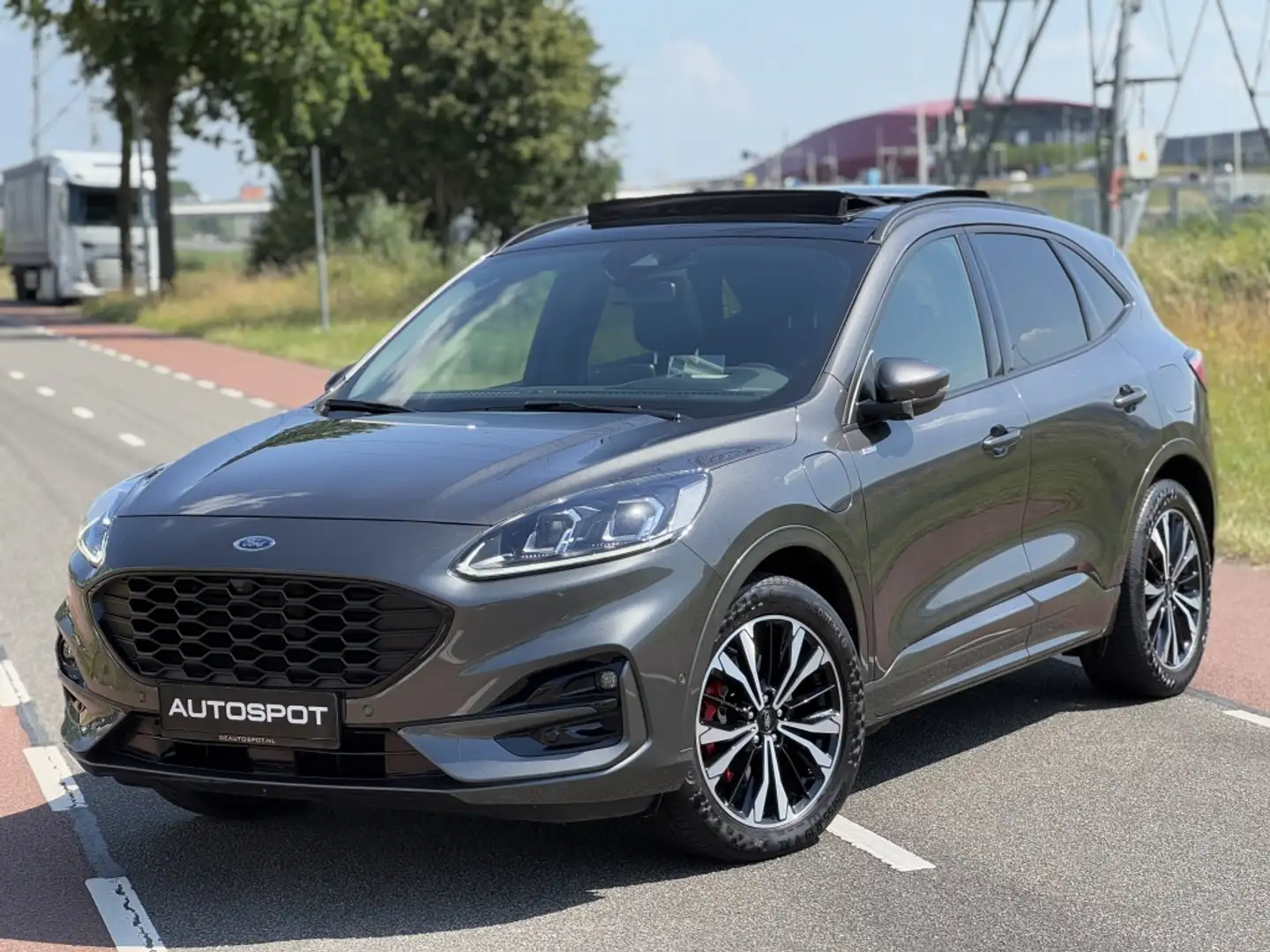 Ford Kuga 2.5 PHEV ST-Line X Pano B&O HUD Trekhaak Keyless Grijs - 2