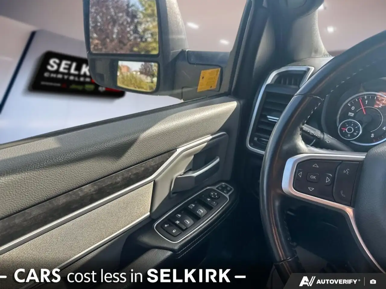 RAM 3500 снимка RAM 3500