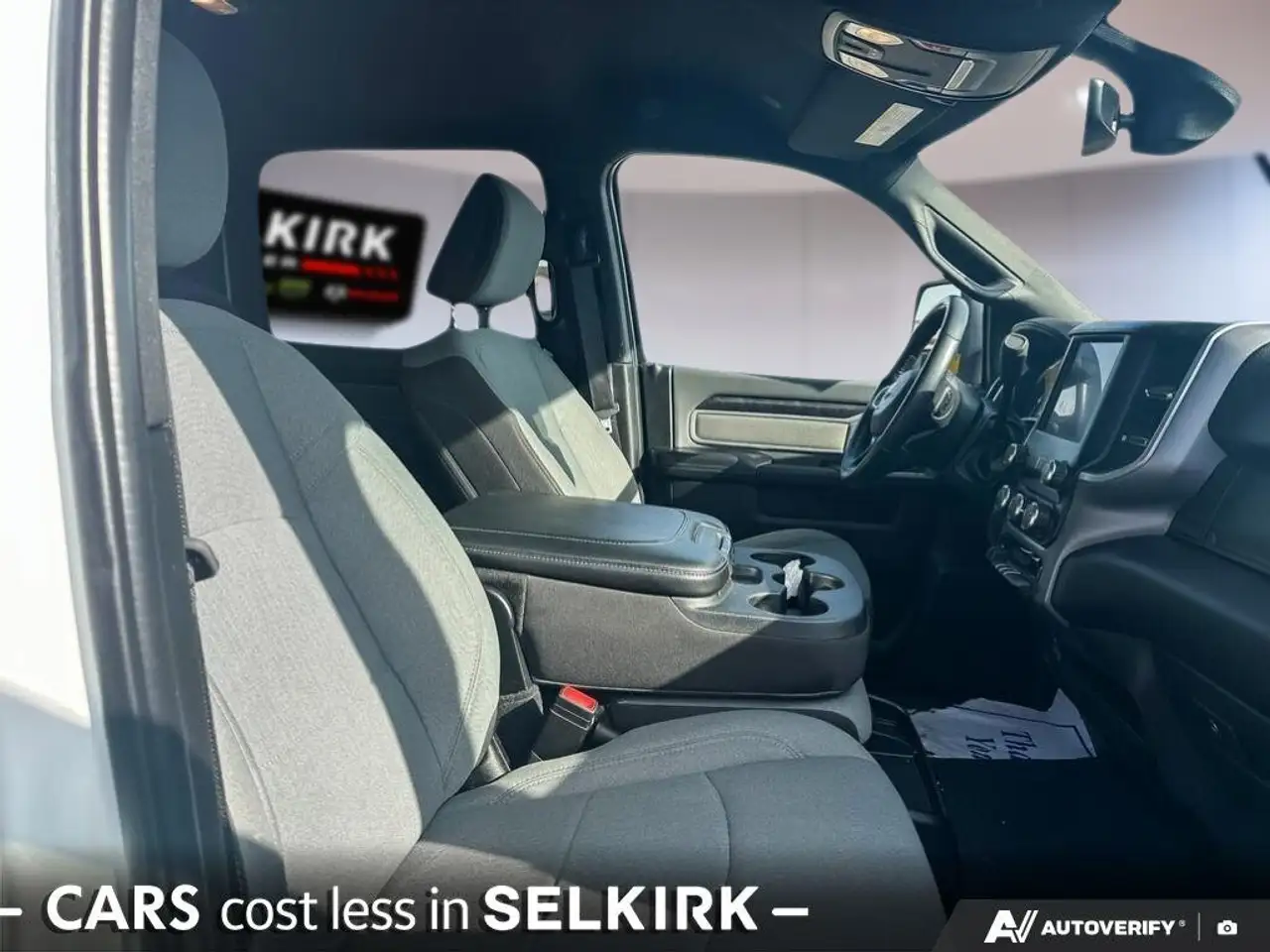 RAM 3500 снимка RAM 3500