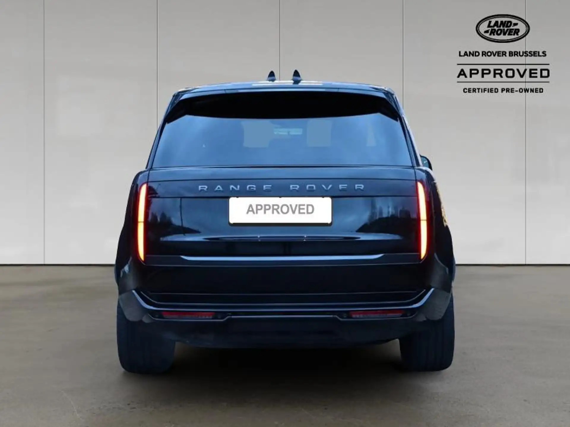 Land Rover Range Rover D300 2024 네이비 사진 5