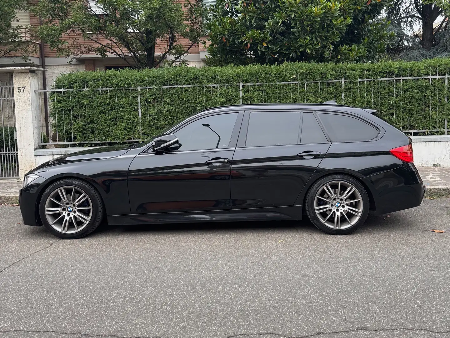 BMW 320 BMW Serie 3 F31 xDrive M Sport Black - 2