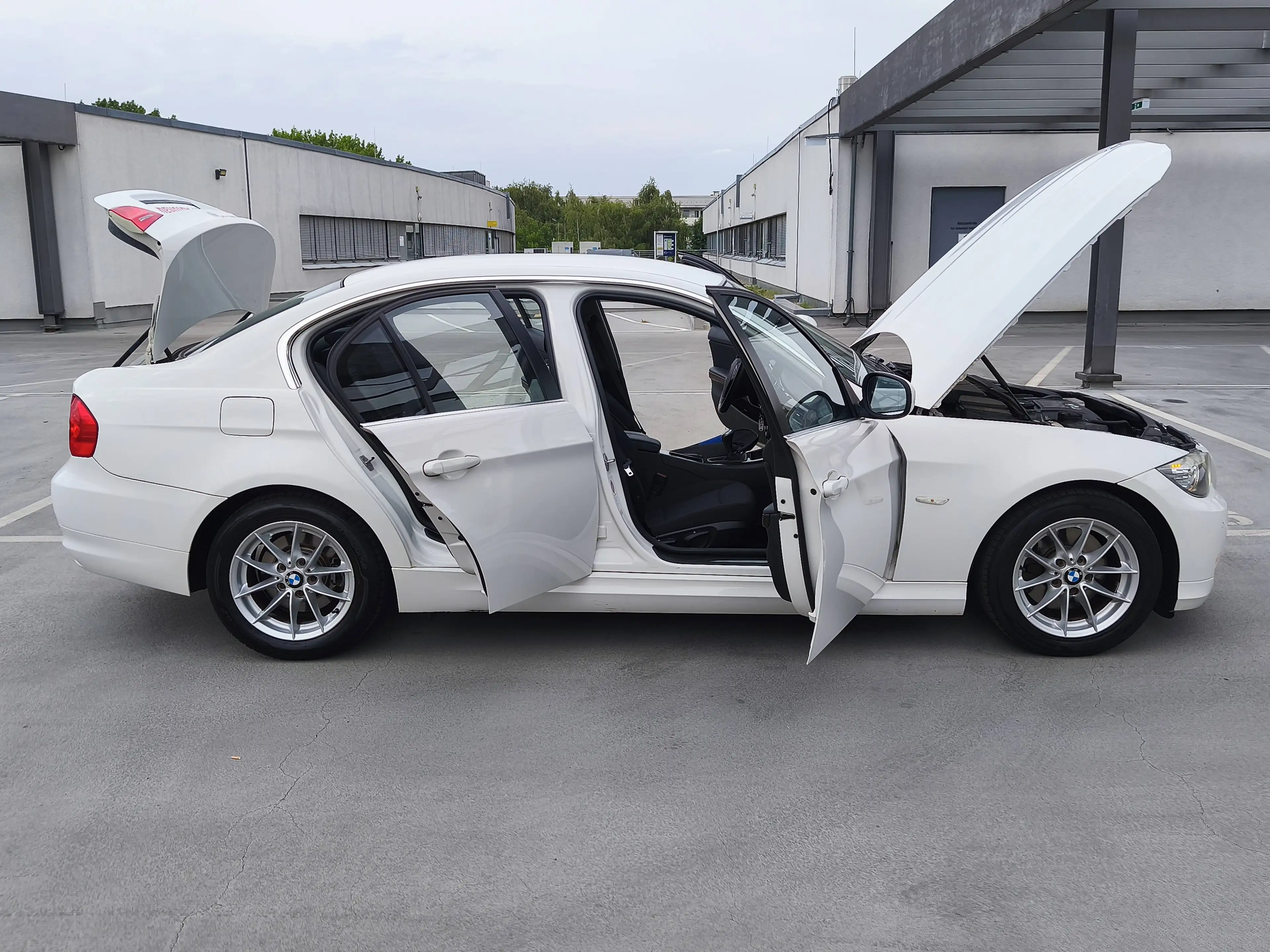BMW 325 325 i Limo. 6G/XENON/KLIMA/PDC/TEMPOMAT — photo 13