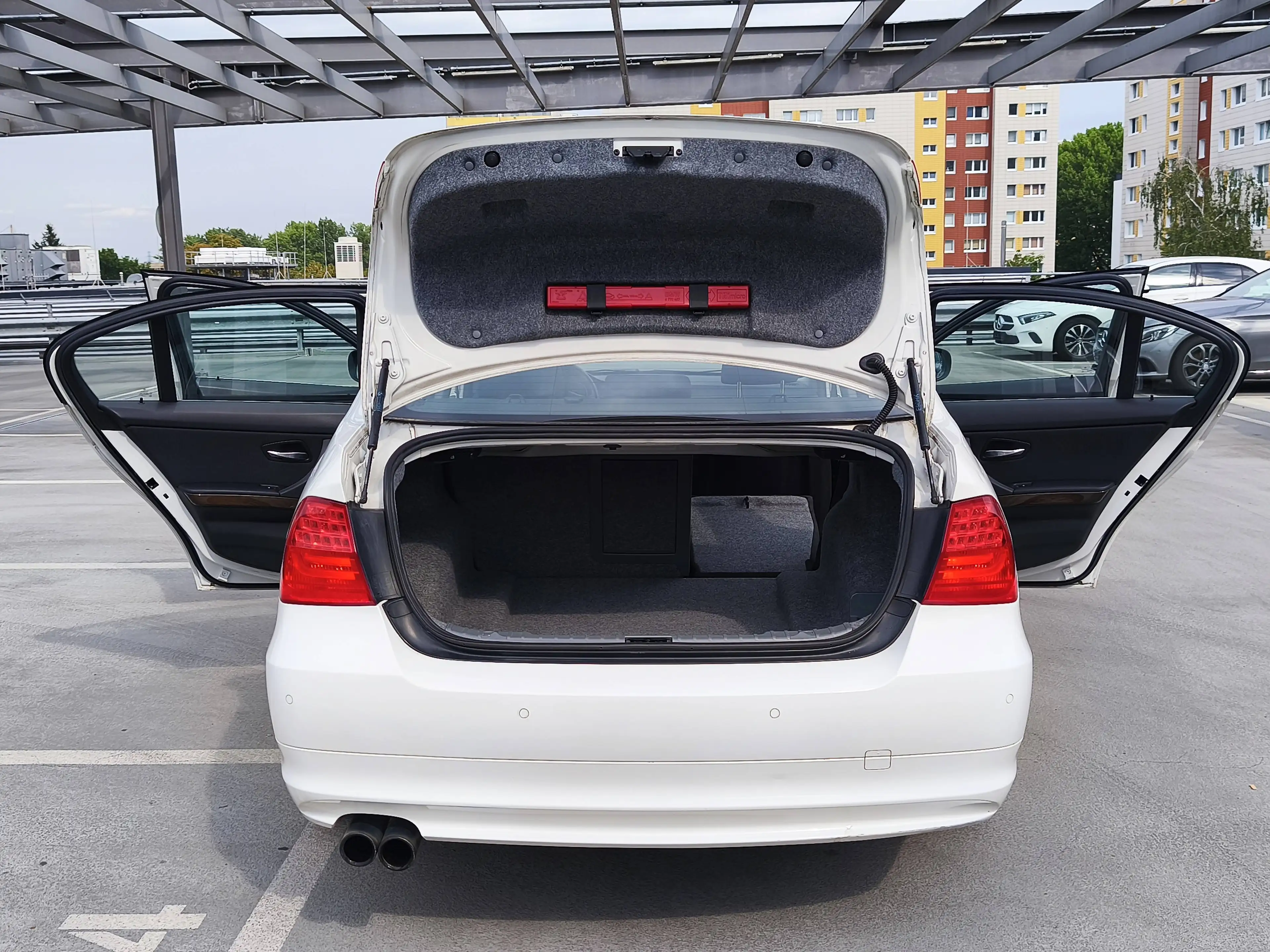 BMW 325 325 i Limo. 6G/XENON/KLIMA/PDC/TEMPOMAT — photo 14