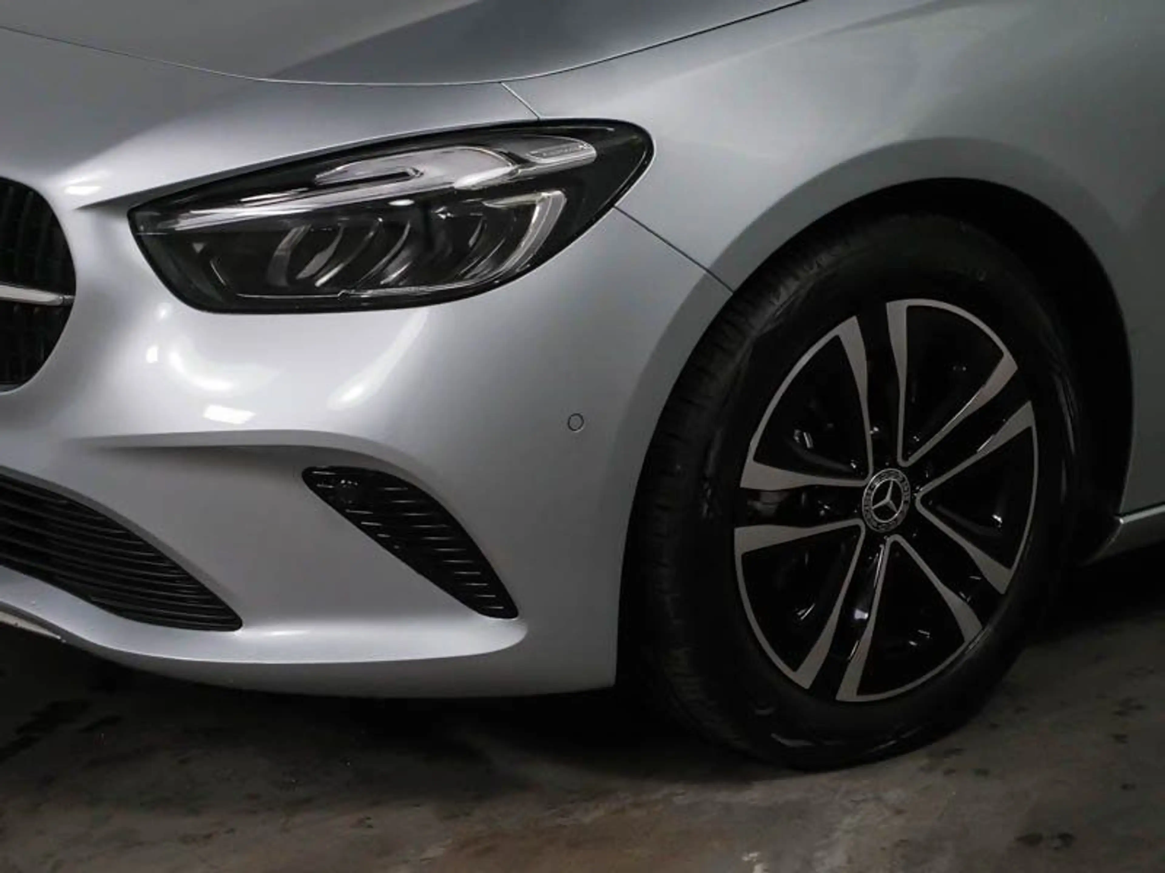 Mercedes-Benz B 180 PROGRESSIVE ADVANCED LED DAB KAMERA EASYPA — photo 2