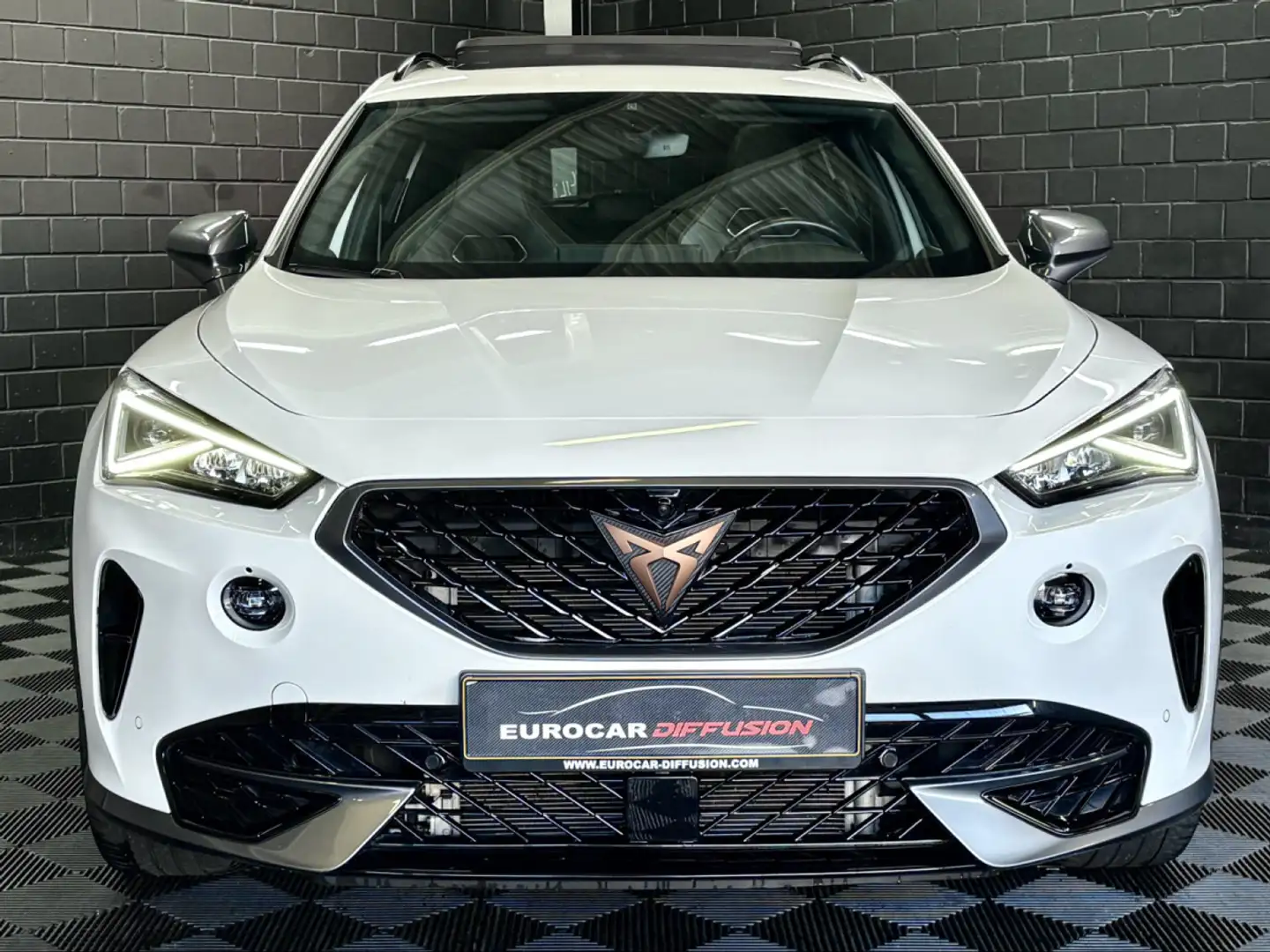 CUPRA Formentor VZ 245CV eHybrid DSG6 *PANO*FULL LINK*ATTELAGE** Blanc - 2